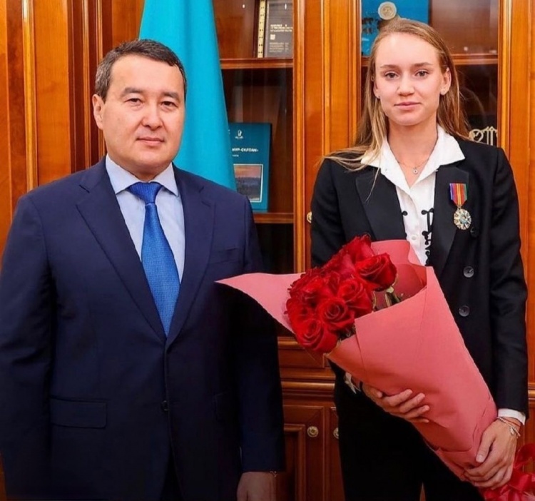 也为中超新 也为中超新