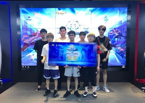 队长在俱乐